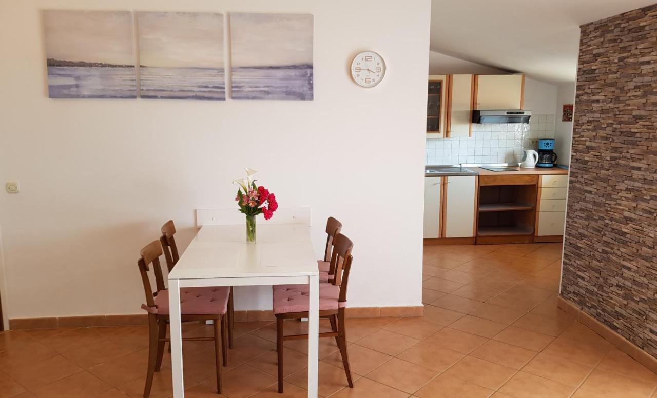 Apartments Lori Poreč Buitenkant foto