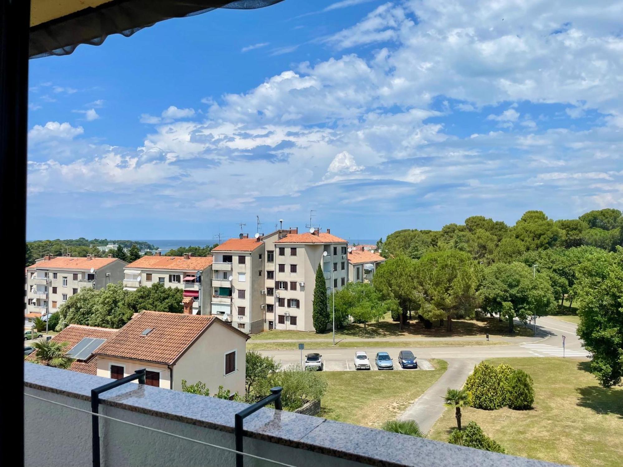 Apartments Lori Poreč Buitenkant foto