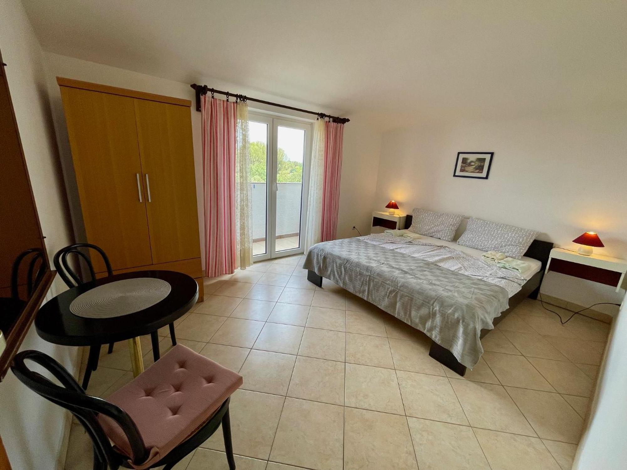 Apartments Lori Poreč Buitenkant foto
