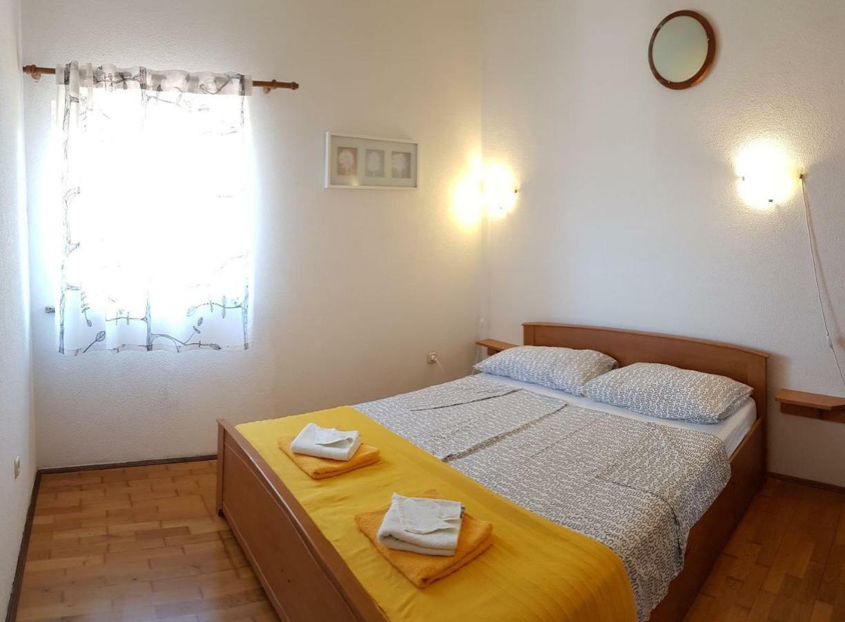Apartments Lori Poreč Buitenkant foto